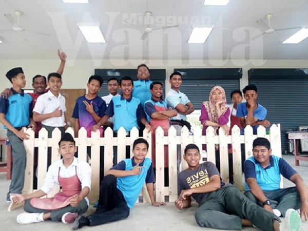 Bukti 17 Pelajar Kelas Hujung Ini, Paling Ohsem Dan Super Kreatif Dalam Malaysia