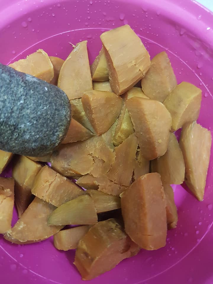 Bahan Kuih Cek Mek Molek - Muaturunc