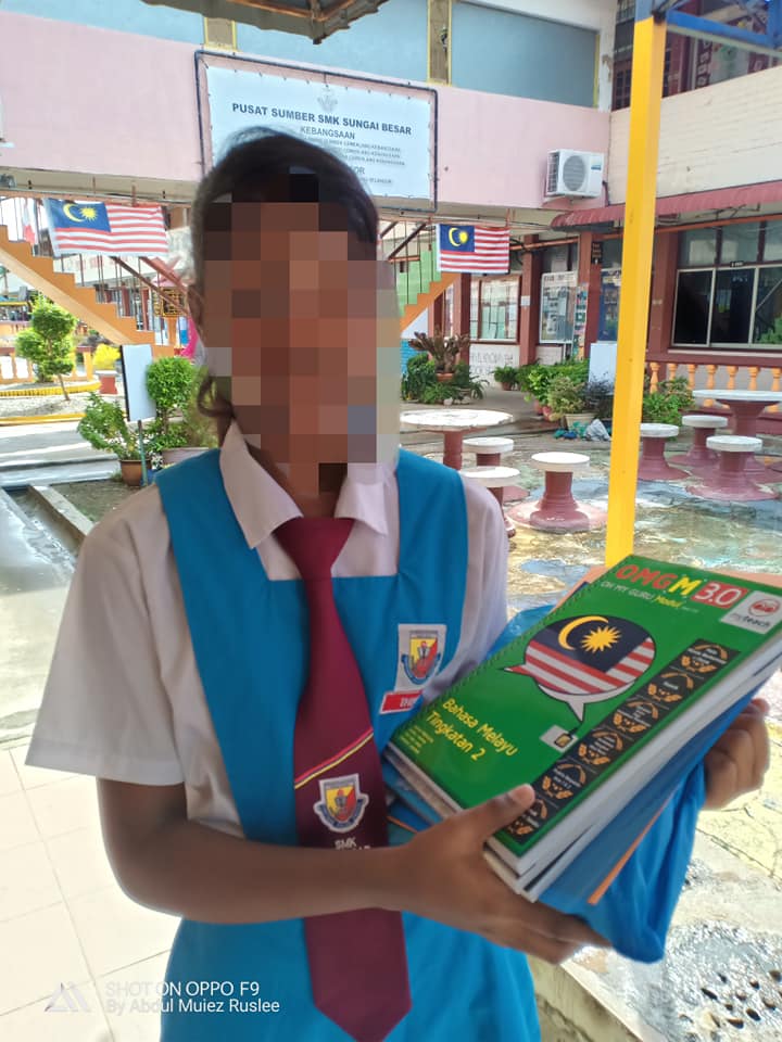 Cikgu Bajet Saya RM600 Untuk 3 Orang, Yuran Ini Saja Sudah RM200 Lebih..